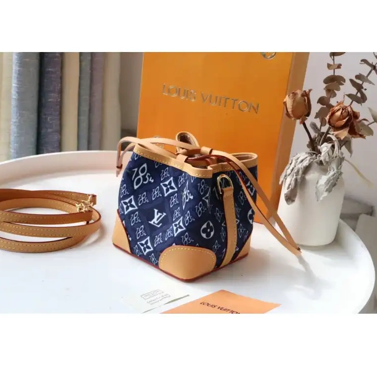 Fashionreps 2102SH0010 LV Bags 0507
